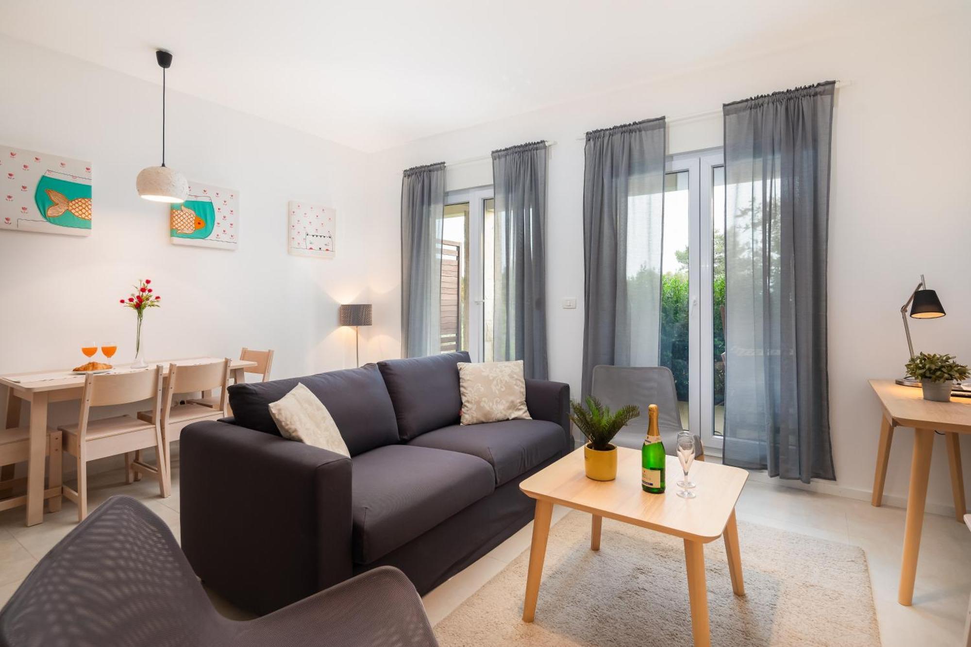 מימיצה Villa Jolara With Heated Pool מראה חיצוני תמונה